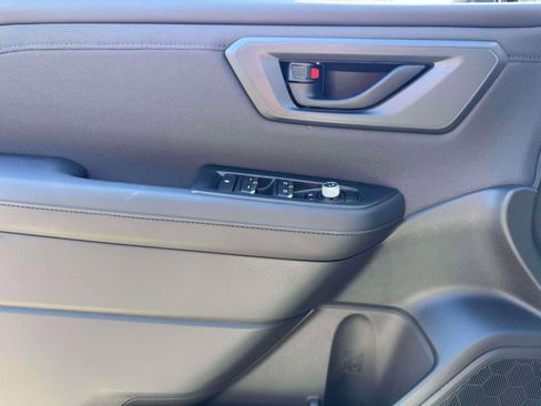 Certified 2025 Subaru Forester Premium image 11