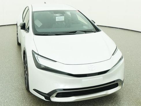 New 2026 Toyota Prius Plug-In Hybrid FWD image 14