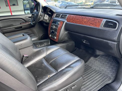 Used 2007 Chevrolet Silverado 2500 LTZ w/ Safety Package image 18