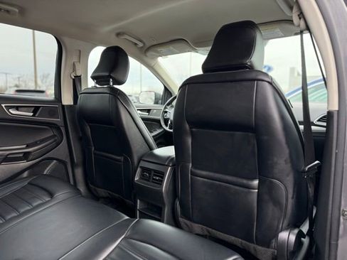 Certified 2024 Ford Edge SEL image 18