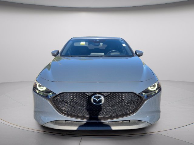 Used 2019 MAZDA MAZDA3 Hatchback w/ Premium Package FWD image 4
