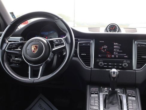 Used 2017 Porsche Macan S AWD/4WD image 23