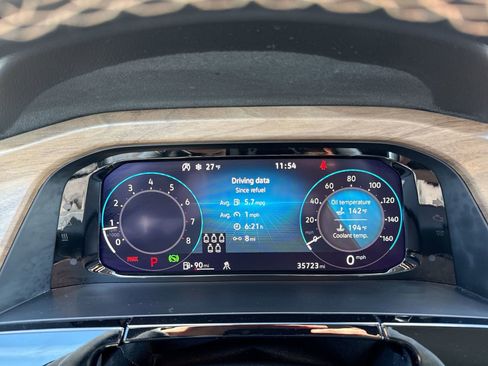 Used 2024 Volkswagen Atlas SE w/ Black Wheel Package image 17