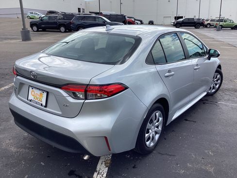 Certified 2025 Toyota Corolla LE FWD image 2