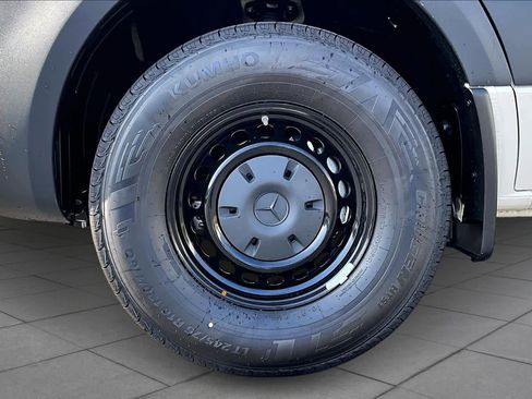 New 2026 Mercedes-Benz Sprinter 2500 image 11