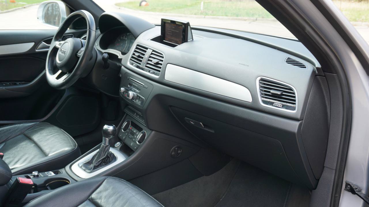 Used 2018 Audi Q3 2.0T Premium FWD image 13
