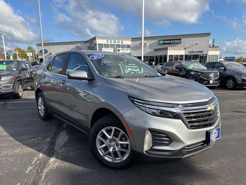 Used 2024 Chevrolet Equinox LT image 10