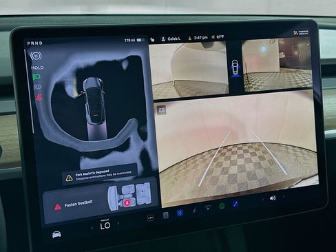 Used 2025 Tesla Model Y Long Range RWD image 22