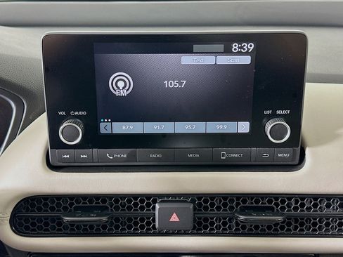 Used 2025 Honda HR-V LX image 19