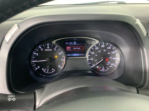 Used 2020 Nissan Pathfinder SL AWD/4WD image 22