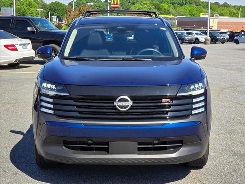 Used 2025 Nissan Kicks SR w/ SR Premium Package FWD image 22