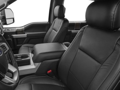 Used 2017 Ford F250 Lariat w/ Lariat Value Package image 9