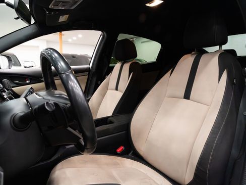 Used 2018 Honda Civic Sport image 8