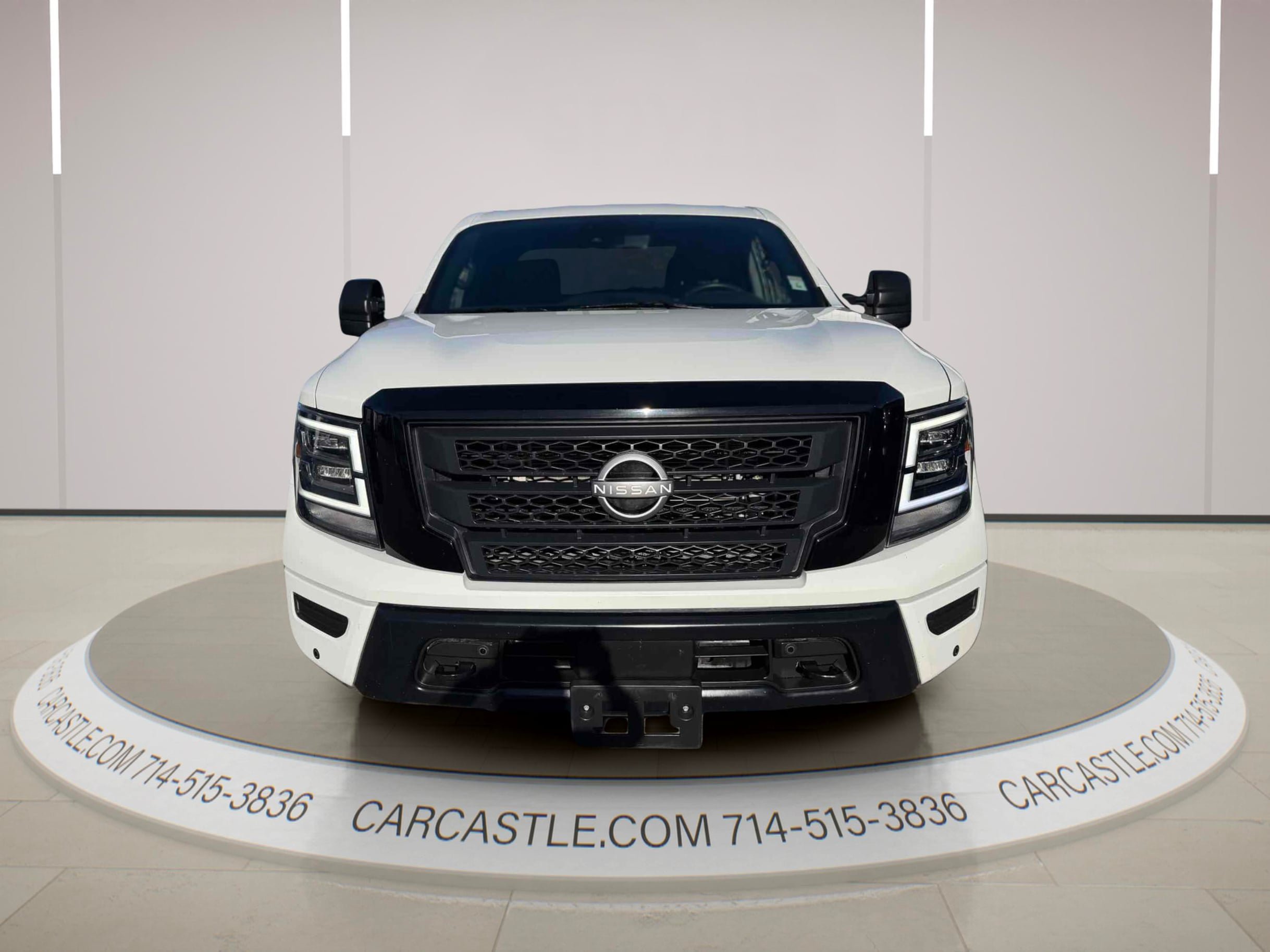 Used 2023 Nissan Titan SV w/ SV Convenience Package AWD/4WD image 8