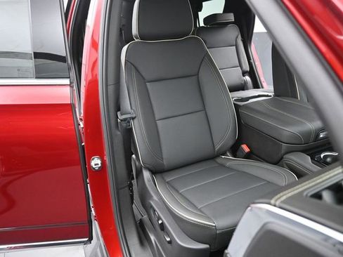 New 2026 GMC Yukon Elevation w/ Elevation Premium Package image 21