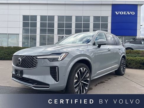 Used 2025 Volvo XC90 B6 Plus image 1