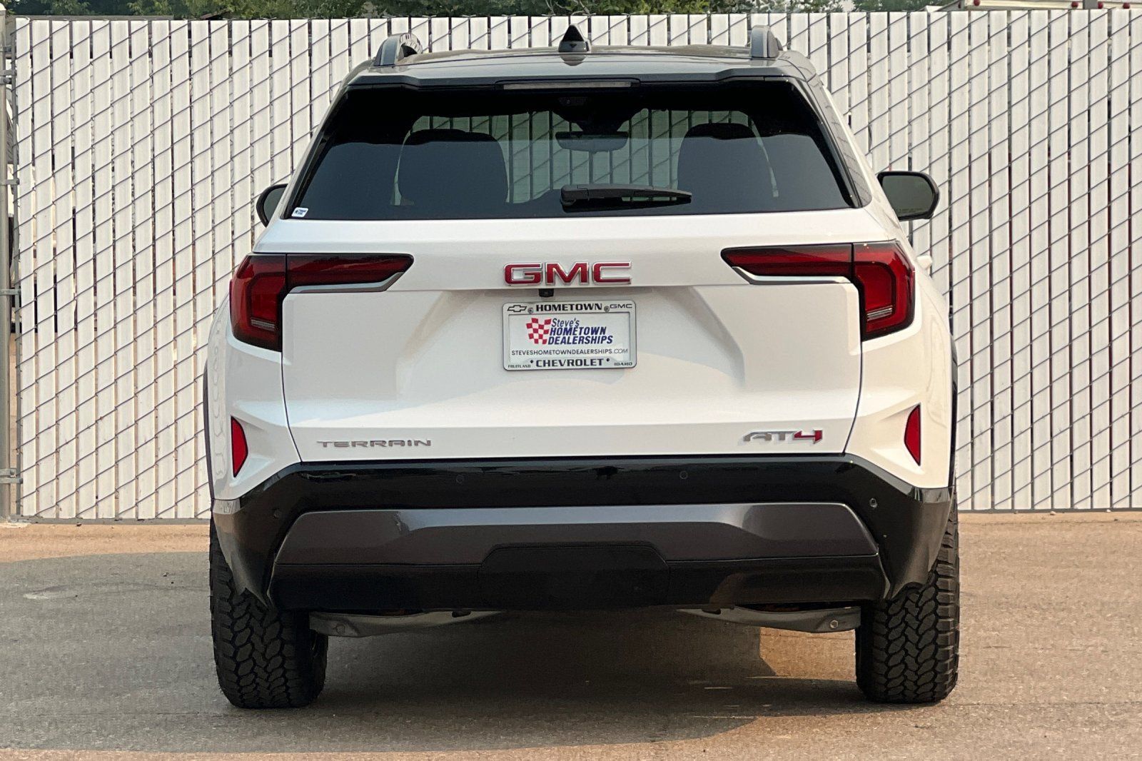 New 2027 GMC Terrain AT4 w/ Technology Package II AWD/4WD image 5