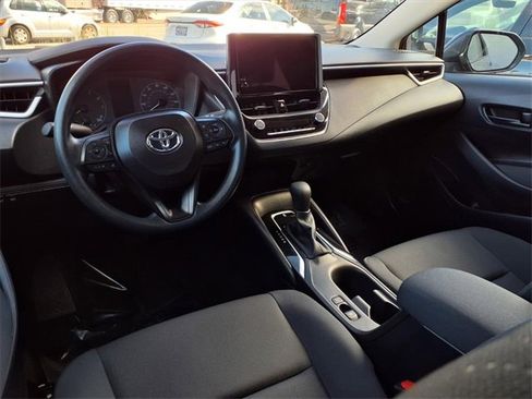 Used 2025 Toyota Corolla LE image 15