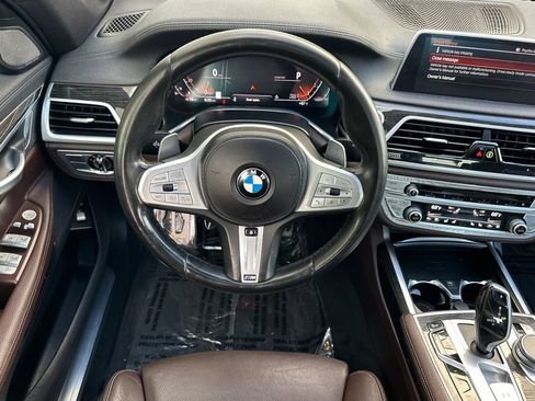 Used 2020 BMW 740i w/ M Sport Package RWD image 15