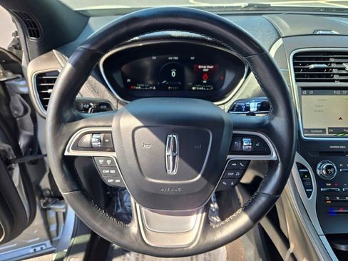 Used 2020 Lincoln Nautilus Reserve AWD/4WD image 33