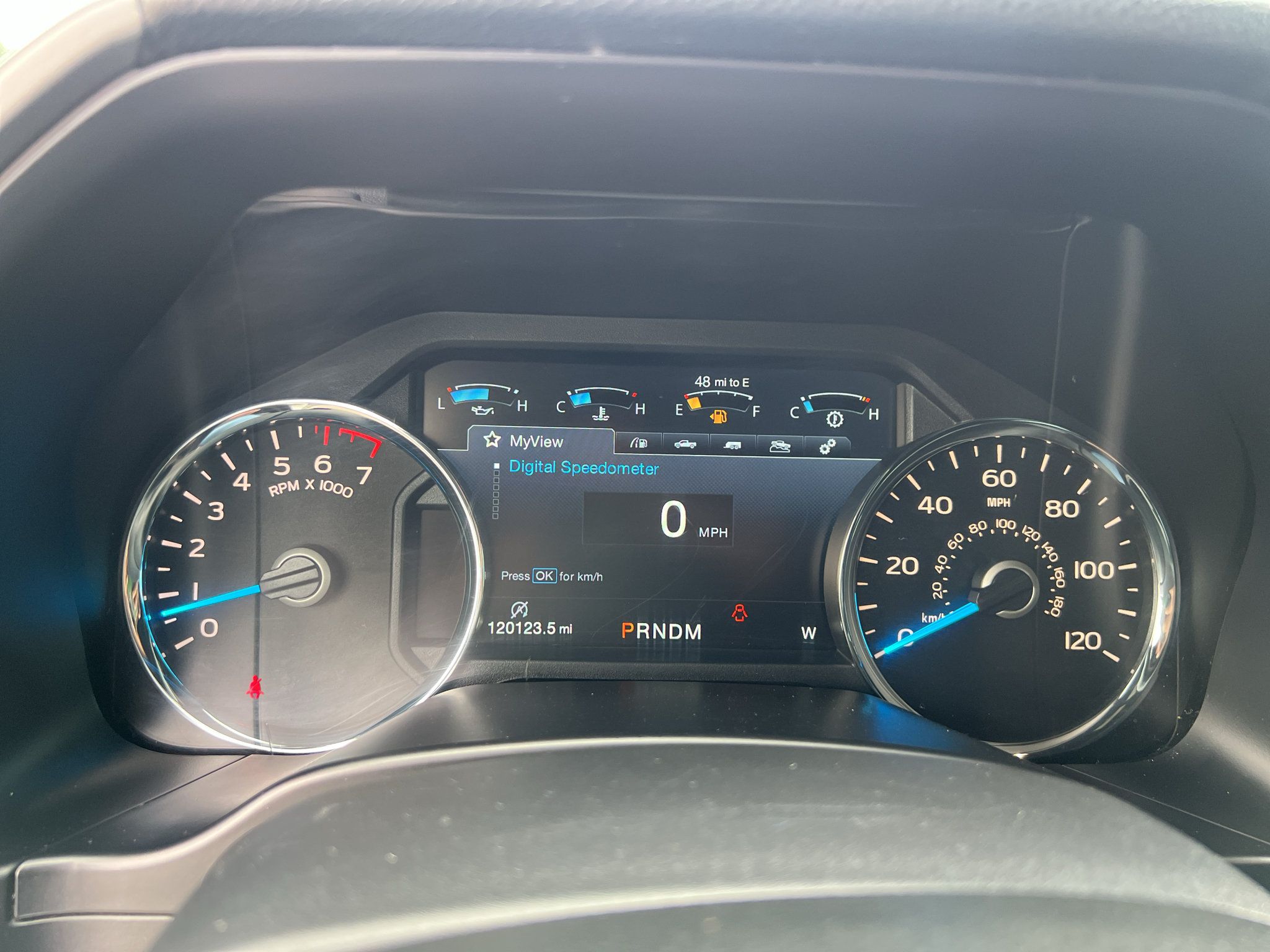 Used 2017 Ford F150 Platinum w/ Technology Package AWD/4WD image 14