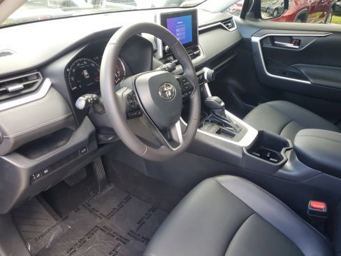 Certified 2023 Toyota RAV4 XLE Premium image 18