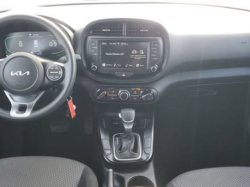 Used 2024 Kia Soul LX w/ Option Group 015 FWD image 15