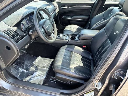 Used 2022 Chrysler 300 S RWD image 11