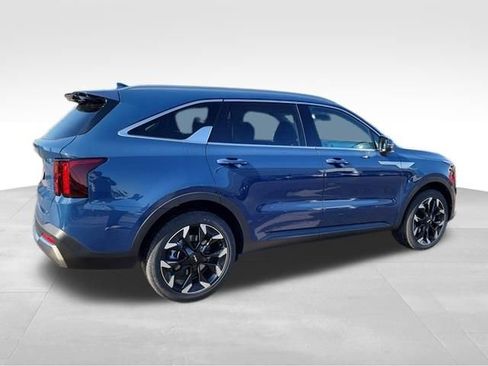 New 2026 Kia Sorento EX w/ EX Premium Package FWD image 2