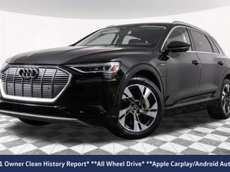 Used 2022 Audi e-tron Premium Plus w/ Premium Plus Package video 2
