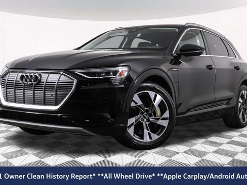 Used 2022 Audi e-tron Premium Plus w/ Premium Plus Package image 2