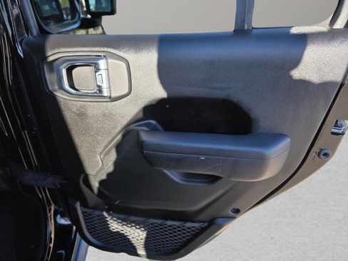 Used 2025 Jeep Wrangler Unlimited Rubicon 4xe w/ Convenience Group image 30