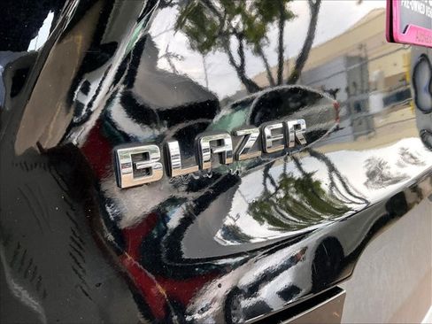 Used 2019 Chevrolet Blazer L FWD image 29