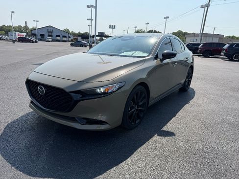 Used 2024 MAZDA MAZDA3 s AWD/4WD image 3