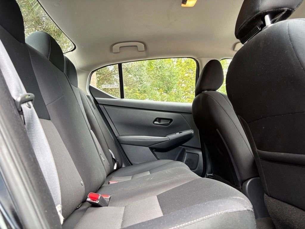 Used 2024 Nissan Sentra SV FWD image 25