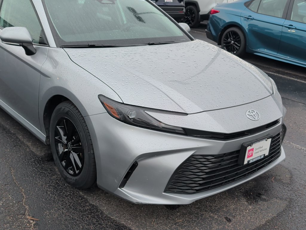 Certified 2025 Toyota Camry LE FWD image 7