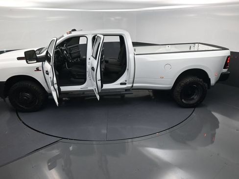 Used 2025 RAM 3500 Tradesman AWD/4WD image 26