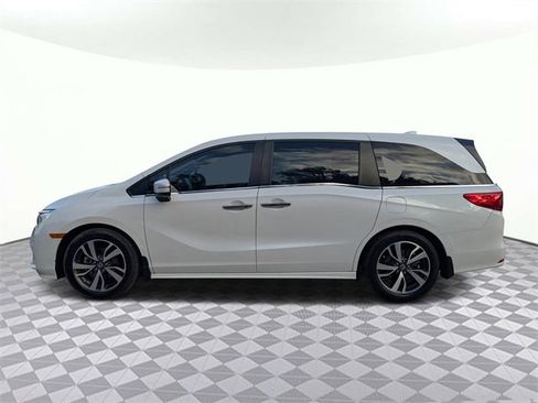 Used 2023 Honda Odyssey Touring image 7
