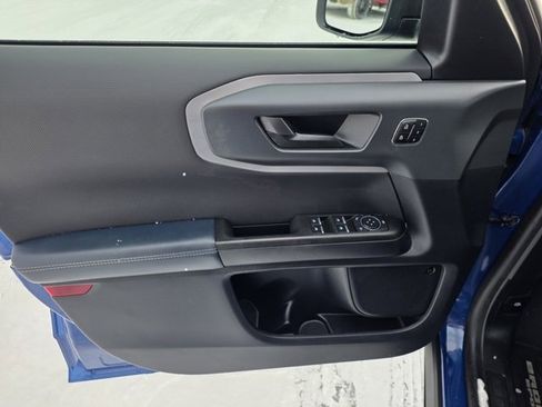 Used 2023 Ford Bronco Sport Outer Banks w/ Tech Package image 16