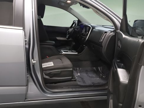 Used 2020 Chevrolet Colorado LT w/ Safety Package AWD/4WD image 26