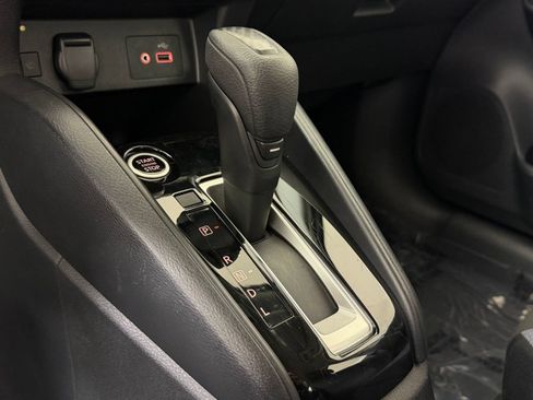 Used 2025 Nissan Versa SV FWD image 20