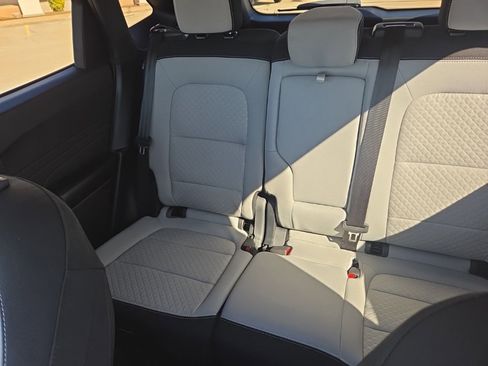 Used 2024 Ford Escape Active image 14