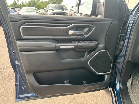 Used 2023 RAM 1500 Laramie AWD/4WD image 12
