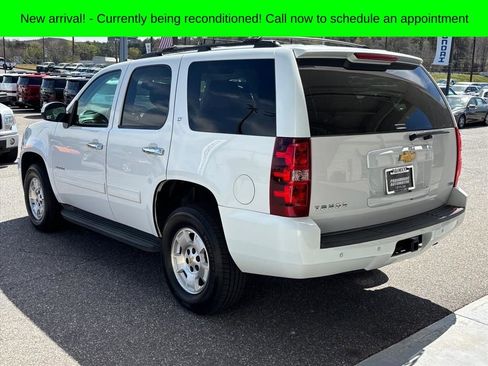 Used 2012 Chevrolet Tahoe LT image 2