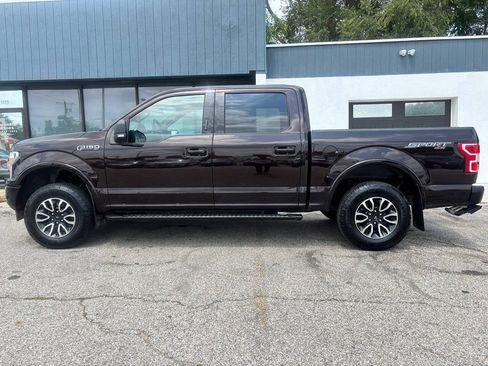 Used 2018 Ford F150 XLT w/ Equipment Group 302A Luxury AWD/4WD image 11
