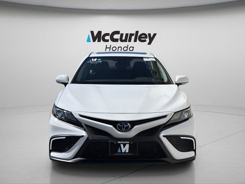 Used 2024 Toyota Camry SE w/ Convenience Package image 7