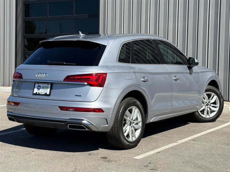Used 2023 Audi Q5 2.0T Premium w/ Convenience Package AWD/4WD image 5