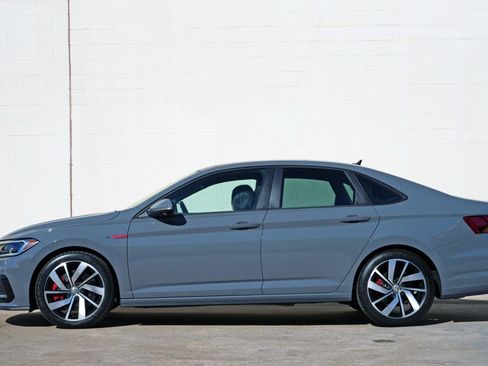 Used 2019 Volkswagen Jetta GLI Autobahn FWD image 8