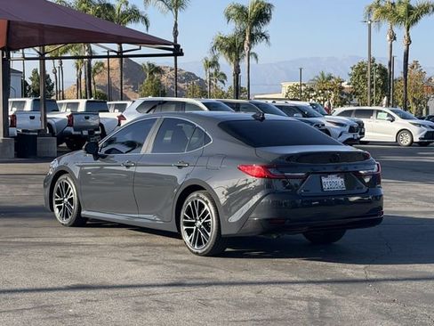 Used 2025 Toyota Camry XLE FWD image 8