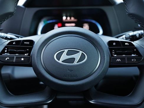 New 2026 Hyundai Elantra Sport image 10